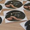 Naklejka – Podaj dalej